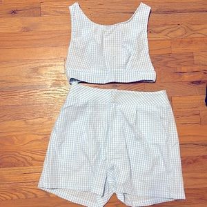 Boho weekend getaway set. Size medium.